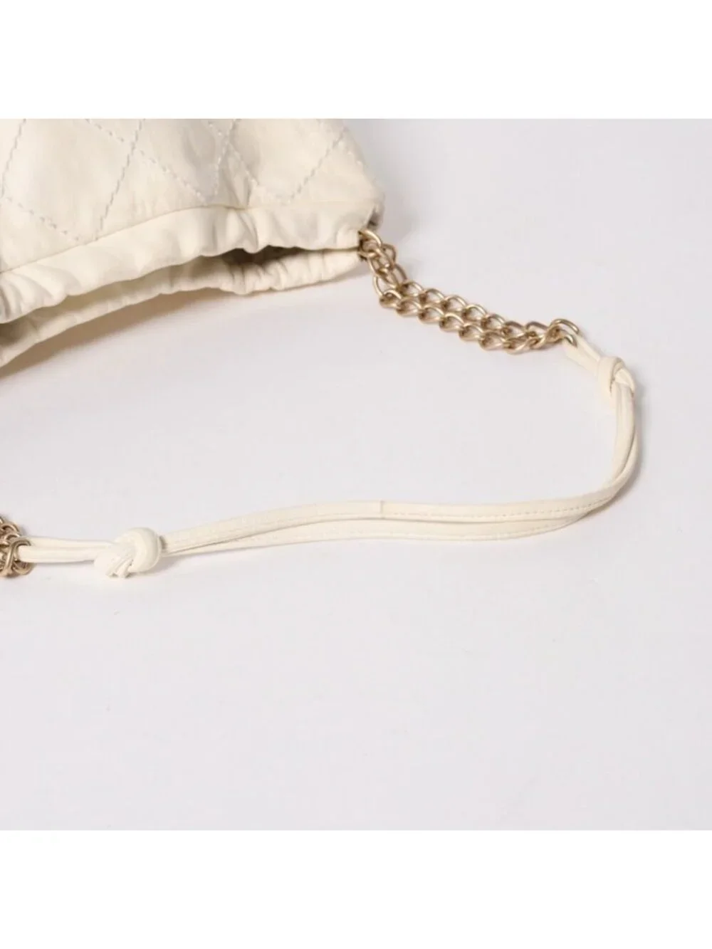 Chanel Shoulder Bag Chain Floral White Red Green Gold Lambskin
